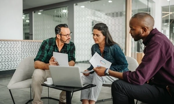 Navigating the AI frontier in Financial Services Navigating the AI frontier in Financial Services