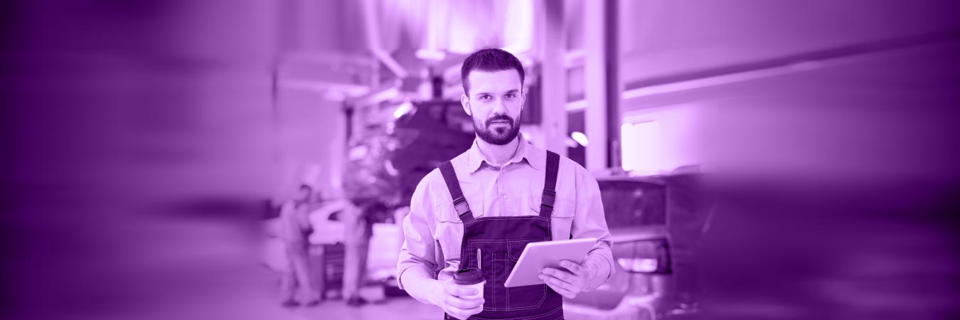 REIMAGINING DATA CENTER NETWORKFOR A LEADING MANUFACTURING FIRM
