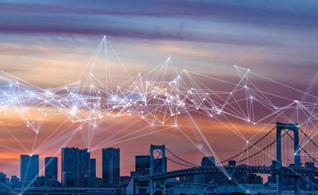 DECODING DIGITAL TRANSFORMATION