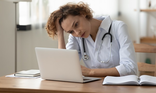 Computing error in the UK healthcare system highlights need for visibility